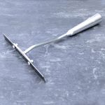 Very light cultivating tool